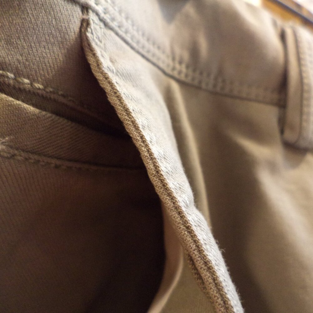 Men's TOMMY BAHAMA SHORTS - "Ashore Thing" Asparagus Size 33 New with Tags $98 - Picture 11 of 11